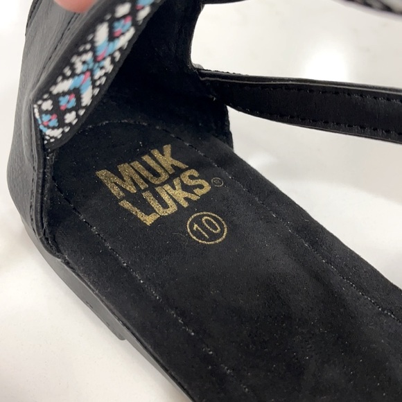 Sandals - Picture 6 of 7